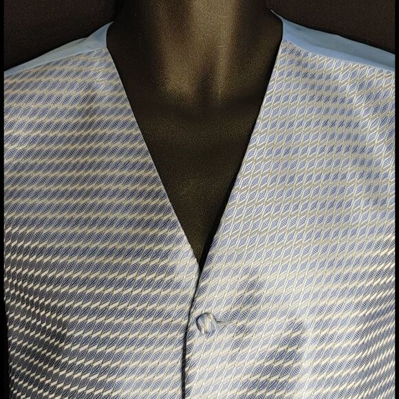 MEN'S SOPRANO 2 PIECE FORMAL TUXEDO VEST & TIE - Picture 2 of 8